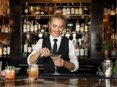 intimate-small-bar-surry-hills-sydney-3