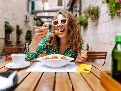 profitable-amp-low-rent-inner-west-cafe-for-sale-2