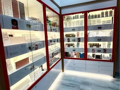 established-franchise-beauty-salon-macarthur-square-3