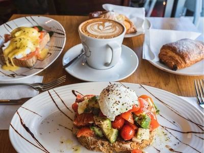 thriving-beachside-cafe-strong-sales-fully-equipped-1