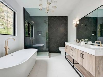 long-standing-retailer-with-exclusive-premium-brands-3