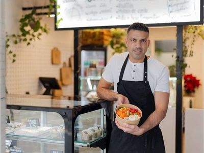 fresh-asian-salad-and-rice-bowl-franchise-northern-beaches-2