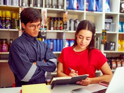 auto-spare-parts-distributor-2