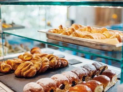 5-day-cafe-amp-takeaway-with-huge-potential-in-surry-hills-2