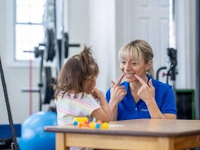 cross-care-franchised-ndis-western-suburbs-2