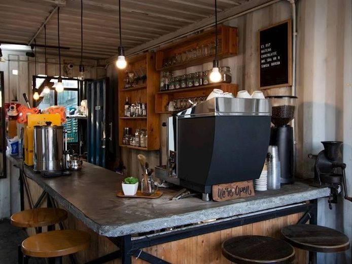 shopping-centre-cafe-opportunity-in-the-hills-district-1