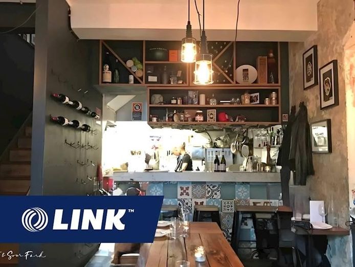 thriving-cocktail-bar-amp-dining-in-the-cityfringe-sydney-0