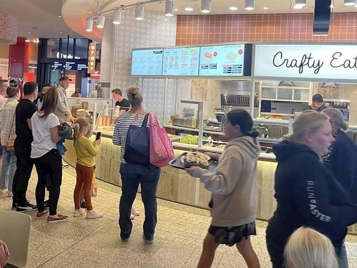 independent-food-court-eatery-3