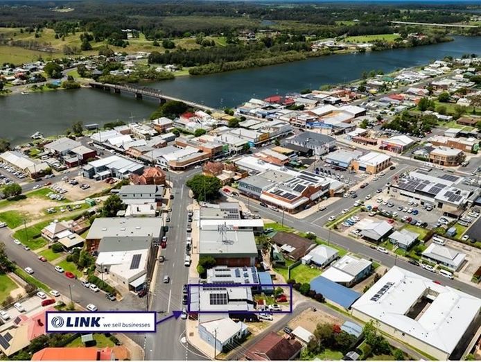 business-zone-property-amp-cafe-macksville-nsw-1