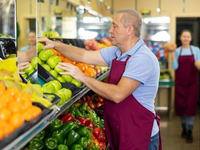 established-supermarket-with-loyal-customers-2
