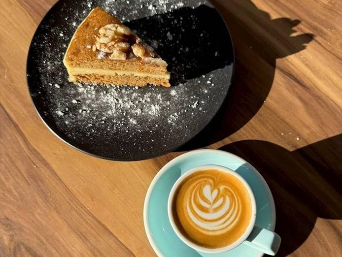 high-performing-cafe-prime-shopping-centre-42k-pw-1