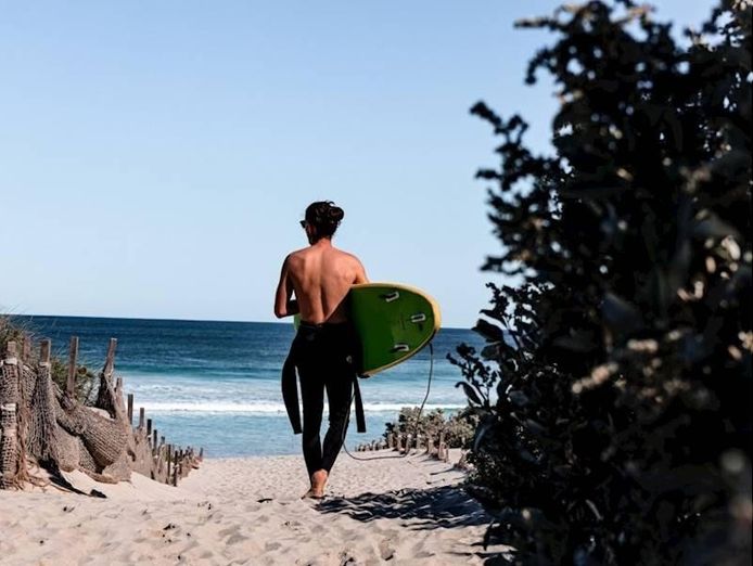 high-profit-coastal-foodie-cafe-39-star-following-1