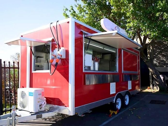 mobile-food-trailer-dumpling-franchise-opportunity-3