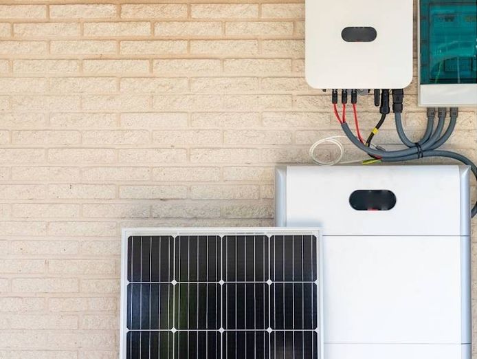 highly-profitable-solar-and-battery-business-1