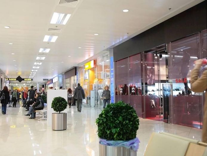 6-locations-24-years-retail-brand-chain-1
