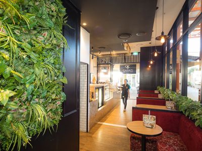 prime-cafe-site-low-entry-costs-forest-lakes-join-booming-coffee-industry-2