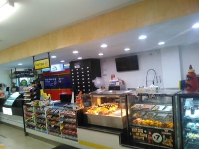 nightowl-slade-point-established-convenience-store-with-lotto-near-mackay-2
