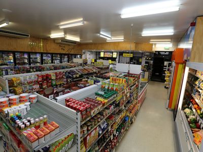 nightowl-mackay-convenience-store-in-retail-hub-of-mt-pleasant-greenfields-3