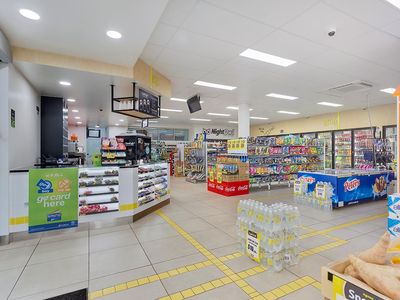 opportunity-knocks-fitzgibbon-store-available-suitable-for-a-retail-operator-3