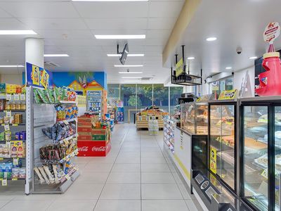opportunity-knocks-fitzgibbon-store-available-suitable-for-a-retail-operator-1