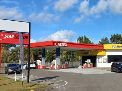 nightowl-labrador-high-traffic-caltex-fuel-convenience-store-2