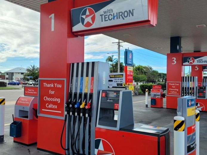 nightowl-ayr-qld-service-station-convenience-caltex-fuel-4
