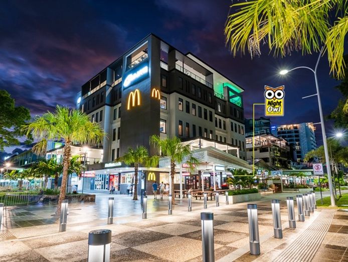 nightowl-cairns-esplanade-in-the-heart-of-the-cairns-cbd-retail-food-district-4
