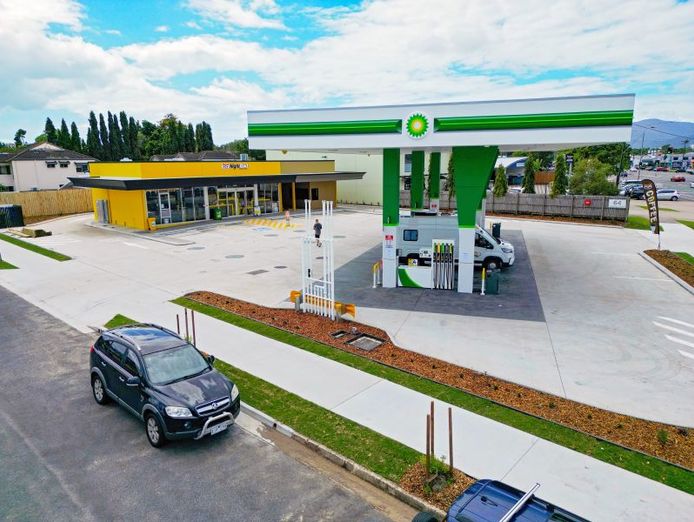 high-performing-fuel-station-convenience-store-for-sale-nightowl-bp-cairns-1