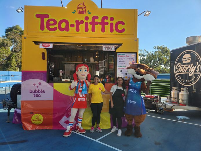 tea-riffic-mobile-bubble-tea-franchise-australia-39-s-first-bubble-tea-trailer-fr-0
