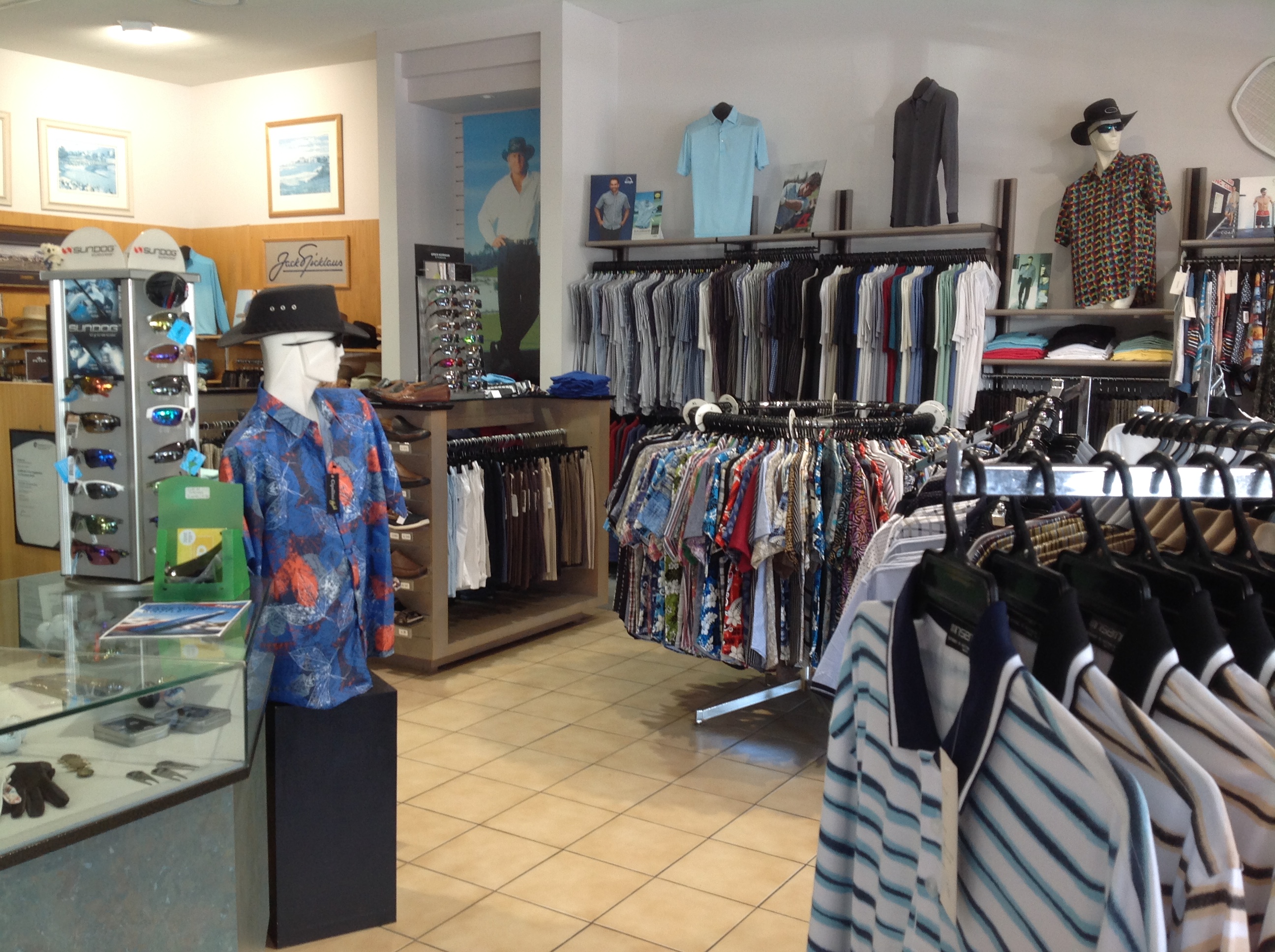 Sanctuary Cove iconic retail business EST.31yrs Great opportunity awaits. in Sanctuary Cove