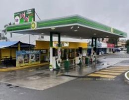 Nightowl Clifton Beach - Bp Fuel + Convenience Store + Takeaway Food In Cairns