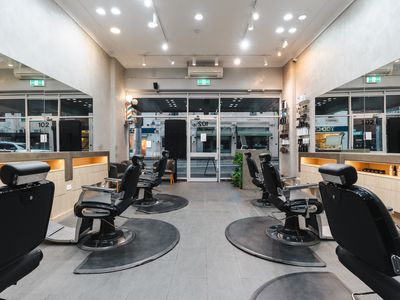 walk-in-ready-barbershop-opportunity-establish-your-own-brand-richmond-melbourne-3