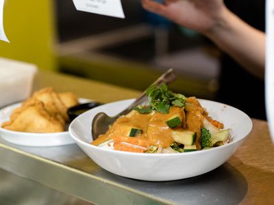 popular-thai-restaurant-for-sale-not-include-brand-prime-camp-hill-qld-location-2