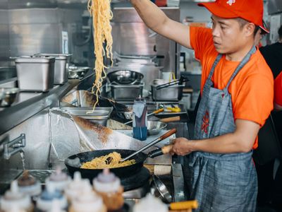 noodle-box-franchise-be-your-own-boss-and-join-an-iconic-brand-1