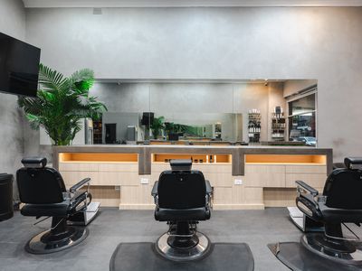 walk-in-ready-barbershop-opportunity-establish-your-own-brand-richmond-melbourne-1