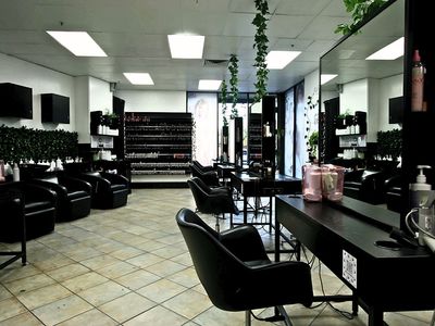 high-performing-hair-salon-business-for-sale-established-for-20-years-2