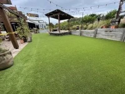 kombograss-franchise-the-no-sand-infill-artificial-grass-pioneers-2