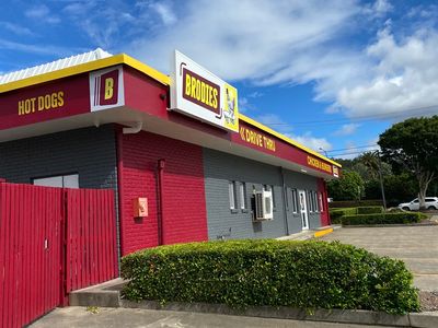 renowned-brodies-franchise-for-sale-busy-bardon-suburb-brisbane-location-6