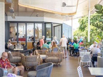 new-crema-espresso-coffee-shop-for-sale-prime-gold-coast-location-3
