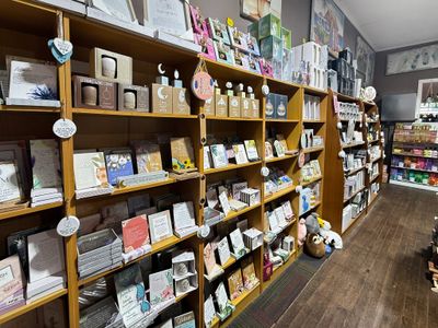 mid-north-coast-established-laurieton-giftware-clothing-business-7