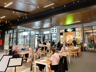 popular-thai-restaurant-for-sale-not-include-brand-prime-camp-hill-qld-2