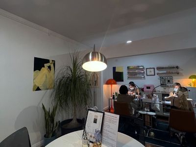 popular-beauty-salon-for-sale-prime-brisbane-cbd-location-0
