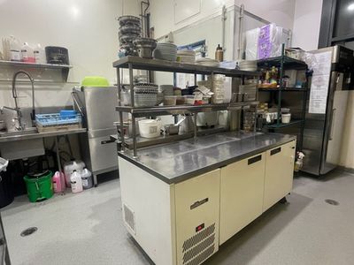 popular-thai-restaurant-for-sale-not-include-brand-prime-camp-hill-qld-5