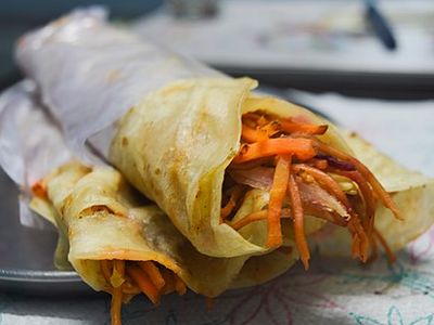 food-business-for-sale-restaurant-with-a-professional-kitchen-and-a-food-truck-3