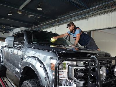car-wash-car-detailing-drive-thru-coffee-shop-2