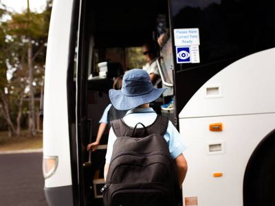 school-bus-service-guaranteed-and-paid-by-the-australian-government-1