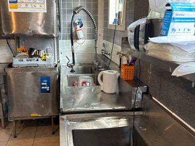 popular-restaurant-for-sale-beautiful-seaford-location-liquor-license-2
