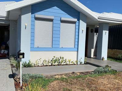 roller-shutter-sales-repair-business-for-sale-busy-sorrento-perth-location-0