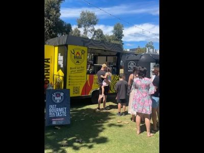 popular-food-truck-business-for-sale-fringe-festival-star-6