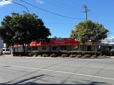highly-popular-thai-restaurant-takeaway-shop-for-sale-busy-torquay-qld-location-4